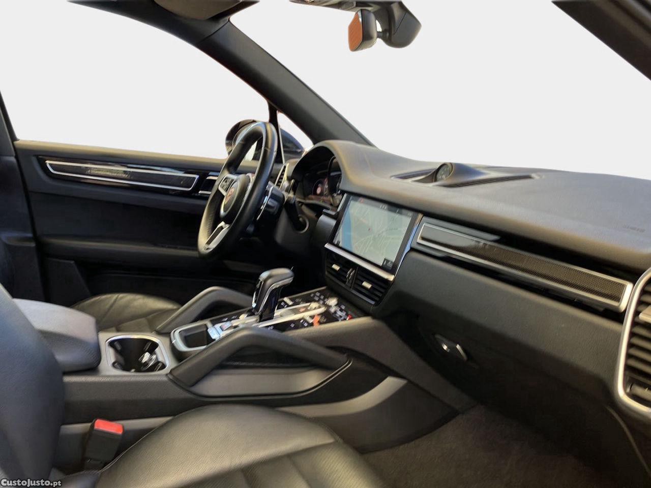 Porsche Cayenne E-Hybrid — fotografia 7