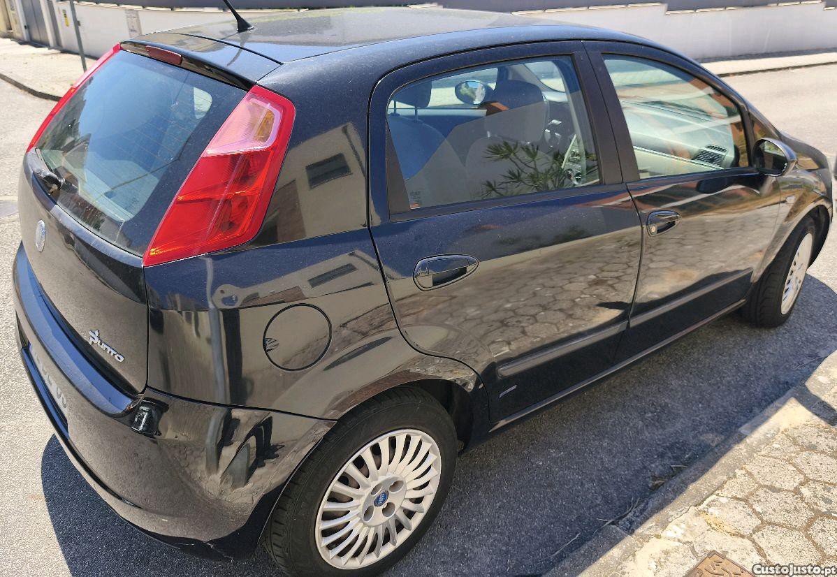 Fiat Grande Punto 1.2 com AC e 160.000 kms — fotografia 6