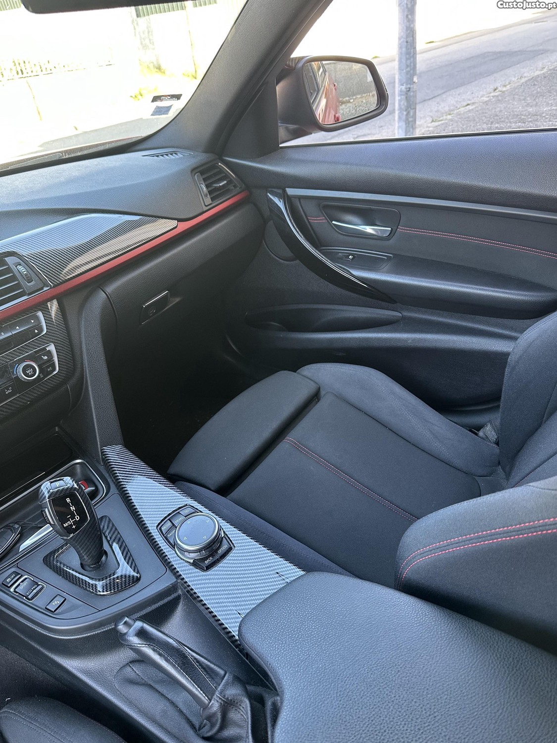 BMW 318 F30 — fotografia 4