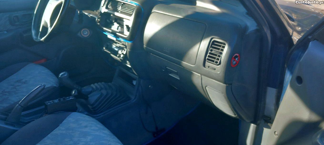 Mitsubishi L200 2.5 td — fotografia 6