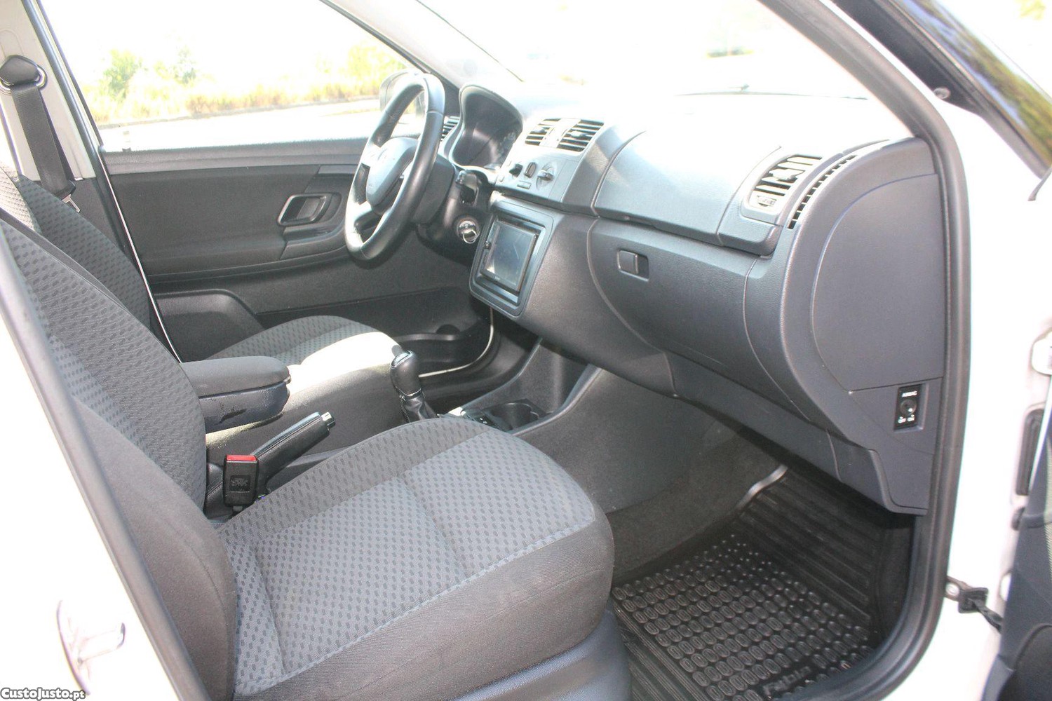 Skoda Fabia Break 1.2 Tdi — fotografia 4