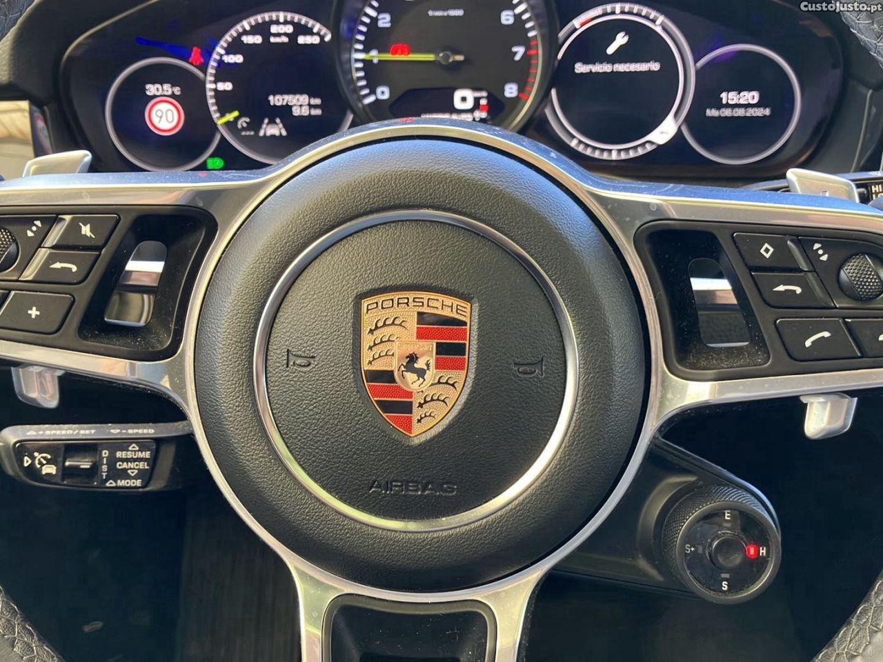 Porsche Cayenne E-Hybrid — fotografia 10