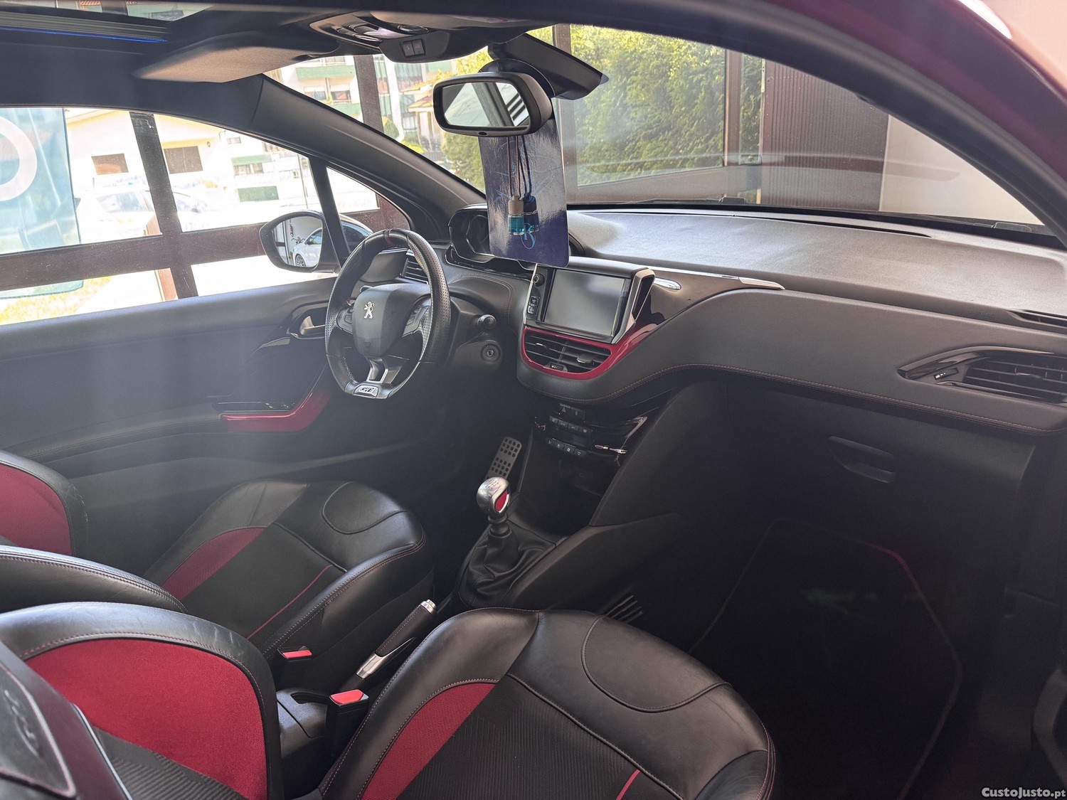 Peugeot 208 GTI. THP — fotografia 5