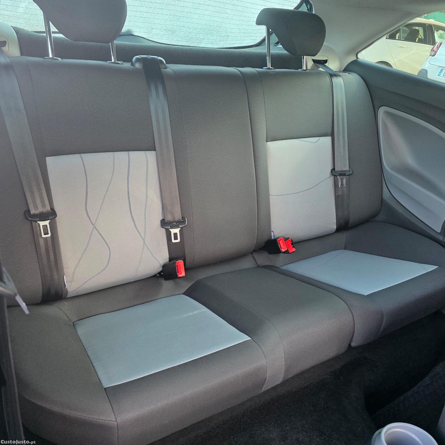 SEAT Ibiza 1.2 12V Reference — fotografia 18