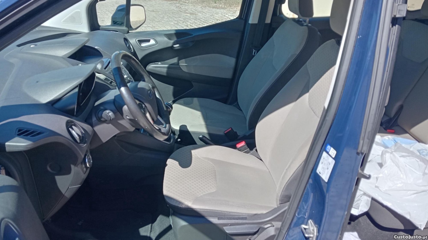 Ford Tourneo Courier — fotografia 6