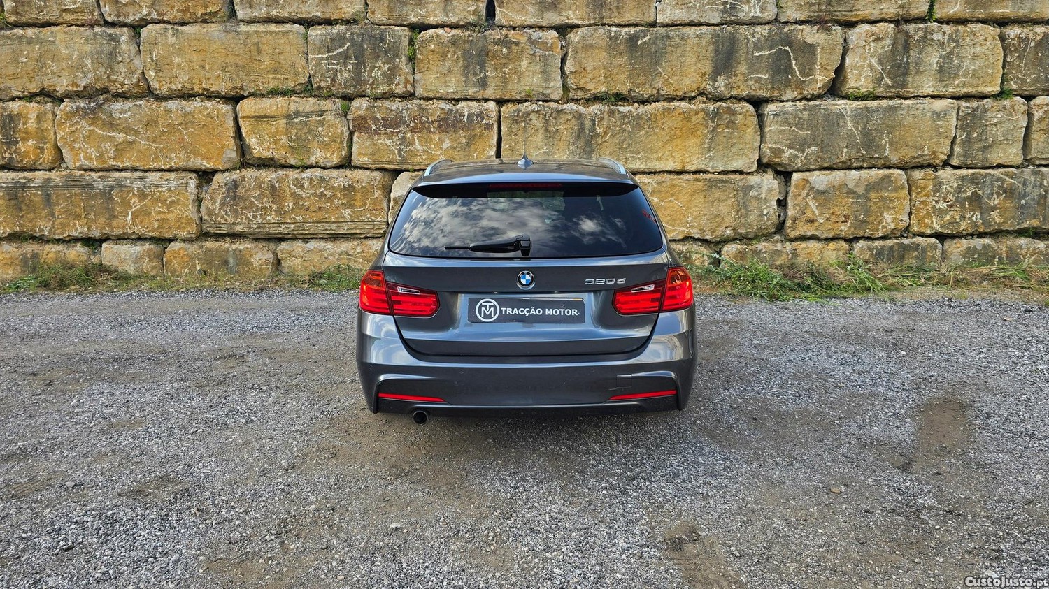 BMW 320 d Touring Auto Pack M — fotografia 25