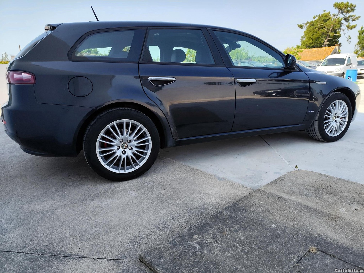 Alfa Romeo 159 2.0JTDM — photo 3
