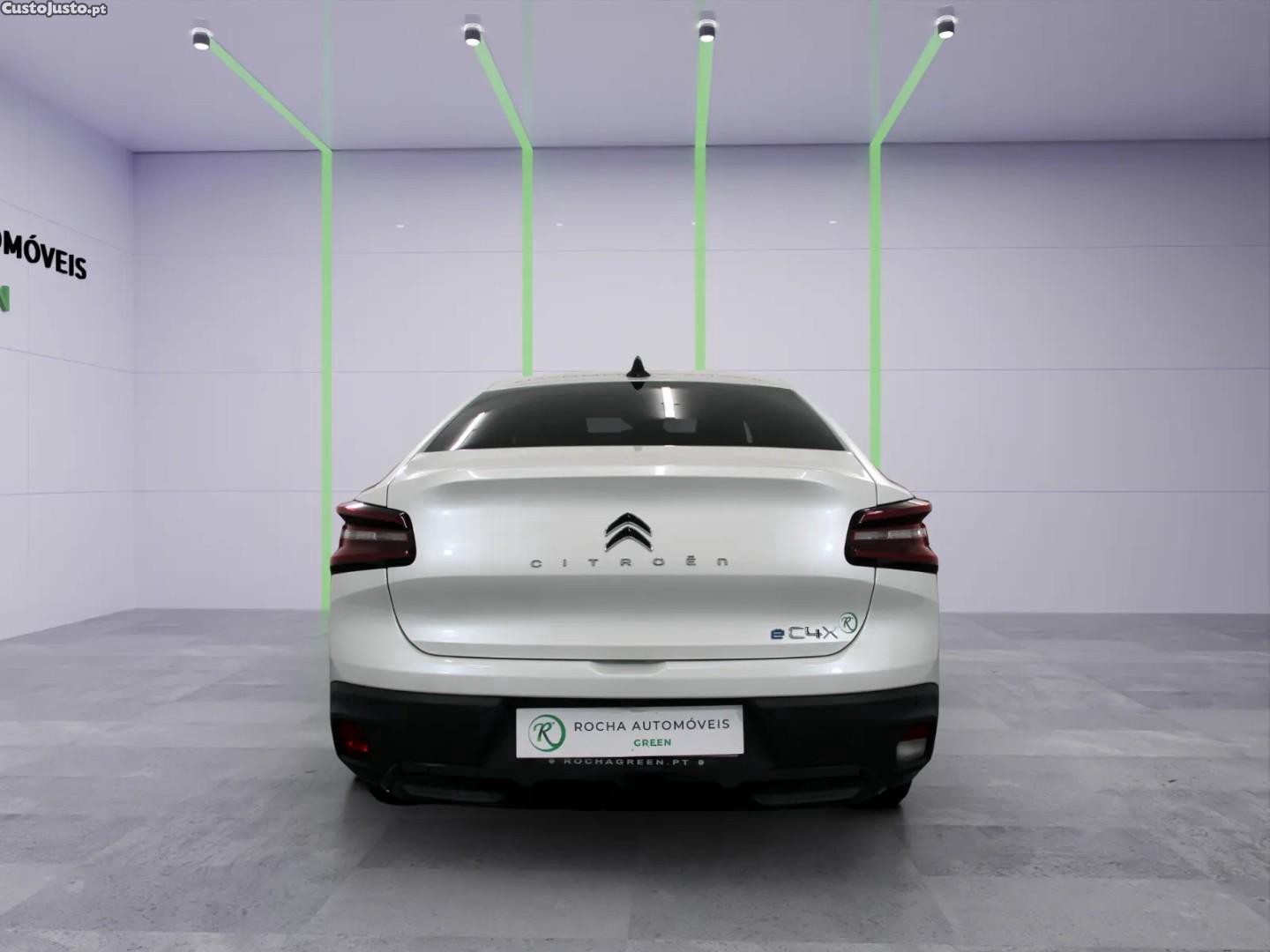 Citroën e-C4 Shine — fotografia 11