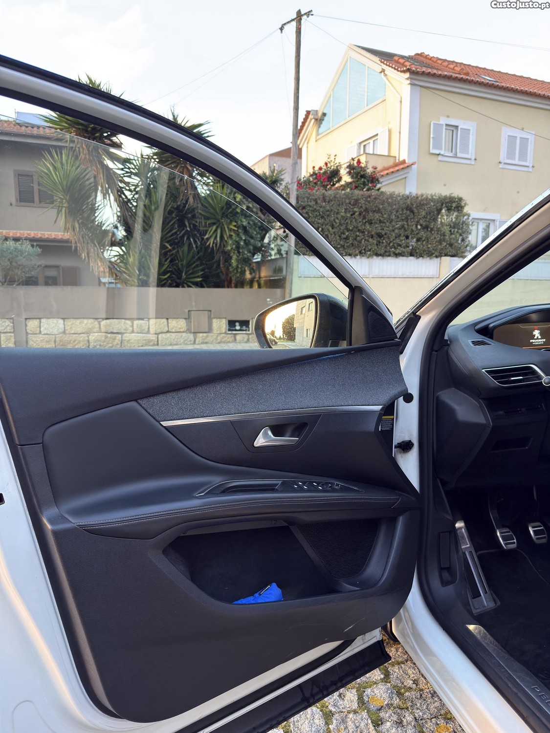 Peugeot 3008 1.6 DIESEL GT LINE — fotografia 6
