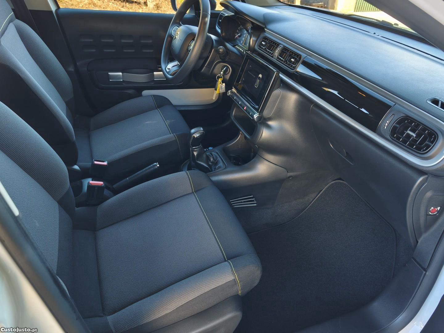 Citroën C3 1.2 PureTech Feel — fotografia 16