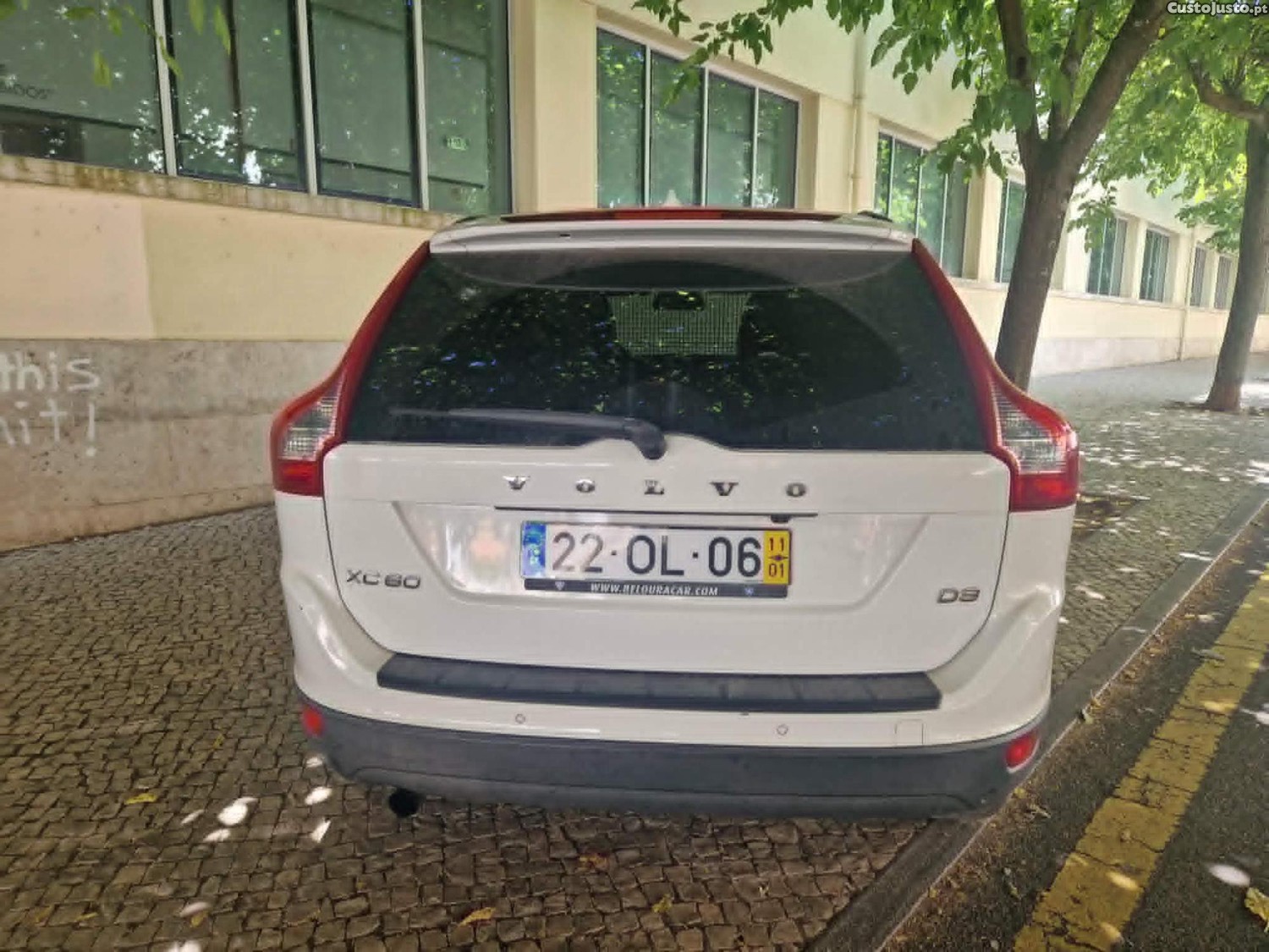 Volvo XC 60 DZ5259 — fotografia 9