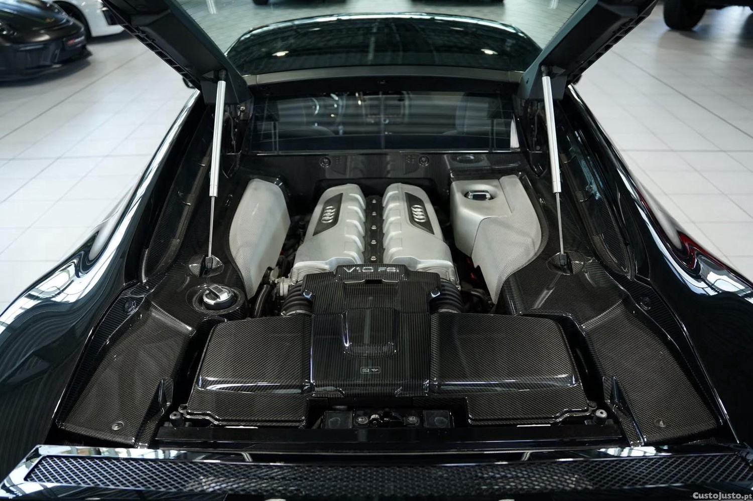 Audi R8 5.2 FSi V10 — fotografia 7