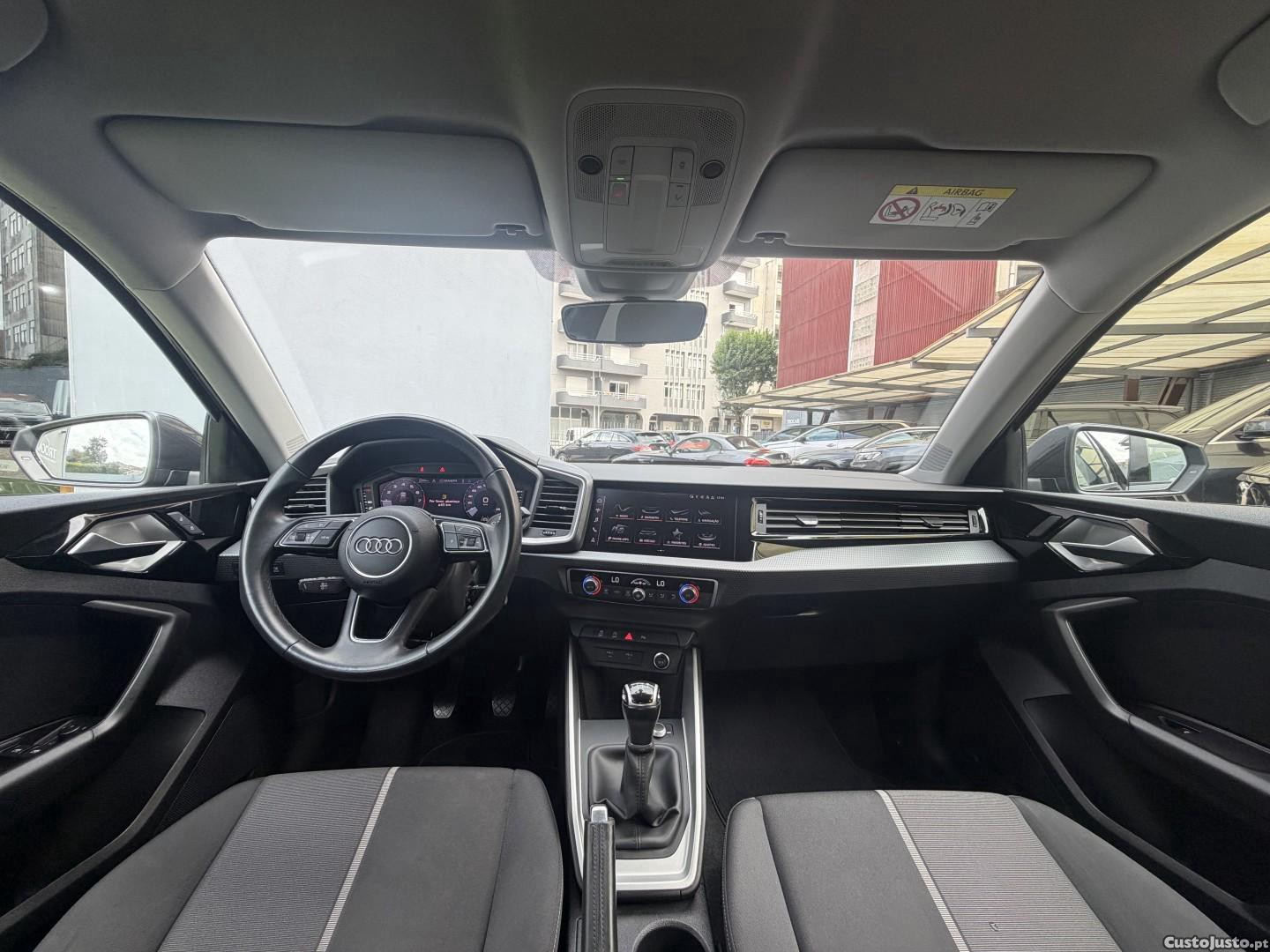Audi A1 1.0 TFSI — fotografia 17