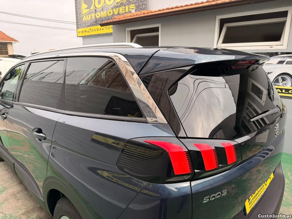 Peugeot 5008 1.5 BlueHdi 130cv Allure 7 Lugares — fotografia 12