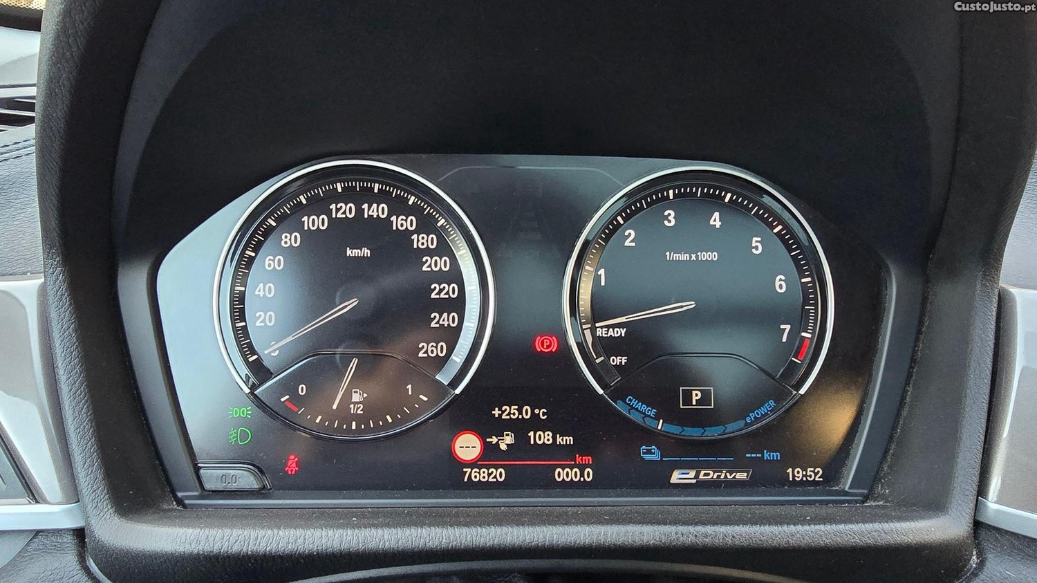 BMW X1 25 e xDrive xLine — fotografia 12