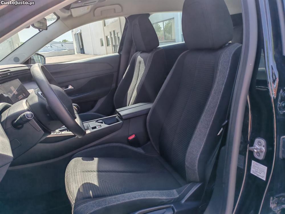 Peugeot 308 1.5 BlueHDi Active P — fotografia 10