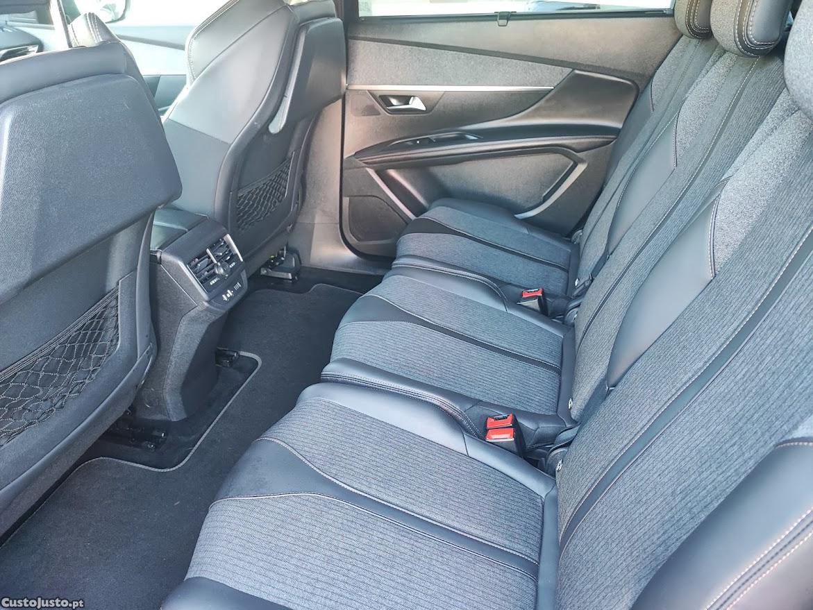 Peugeot 5008 GT LINE 1.5 BLUEHDI — fotografia 2