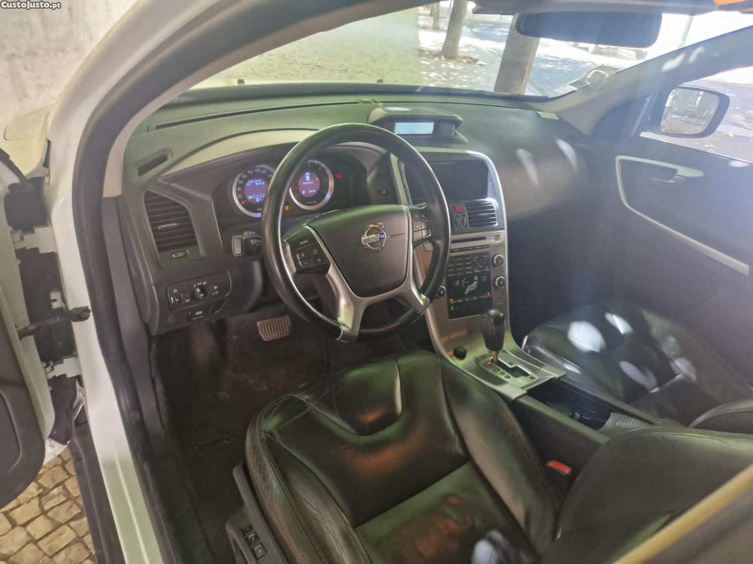 Volvo XC 60 DZ5259 — fotografia 5