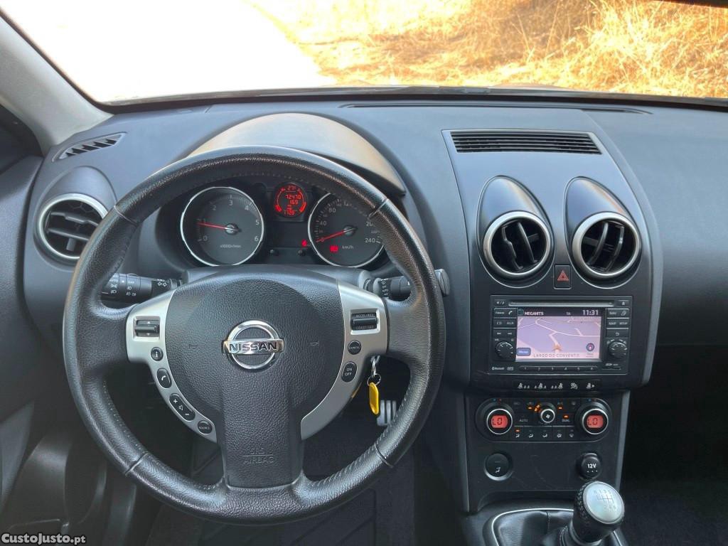 Nissan Qashqai 1.5 DCci Tekna Premium NACIONAL — fotografia 8