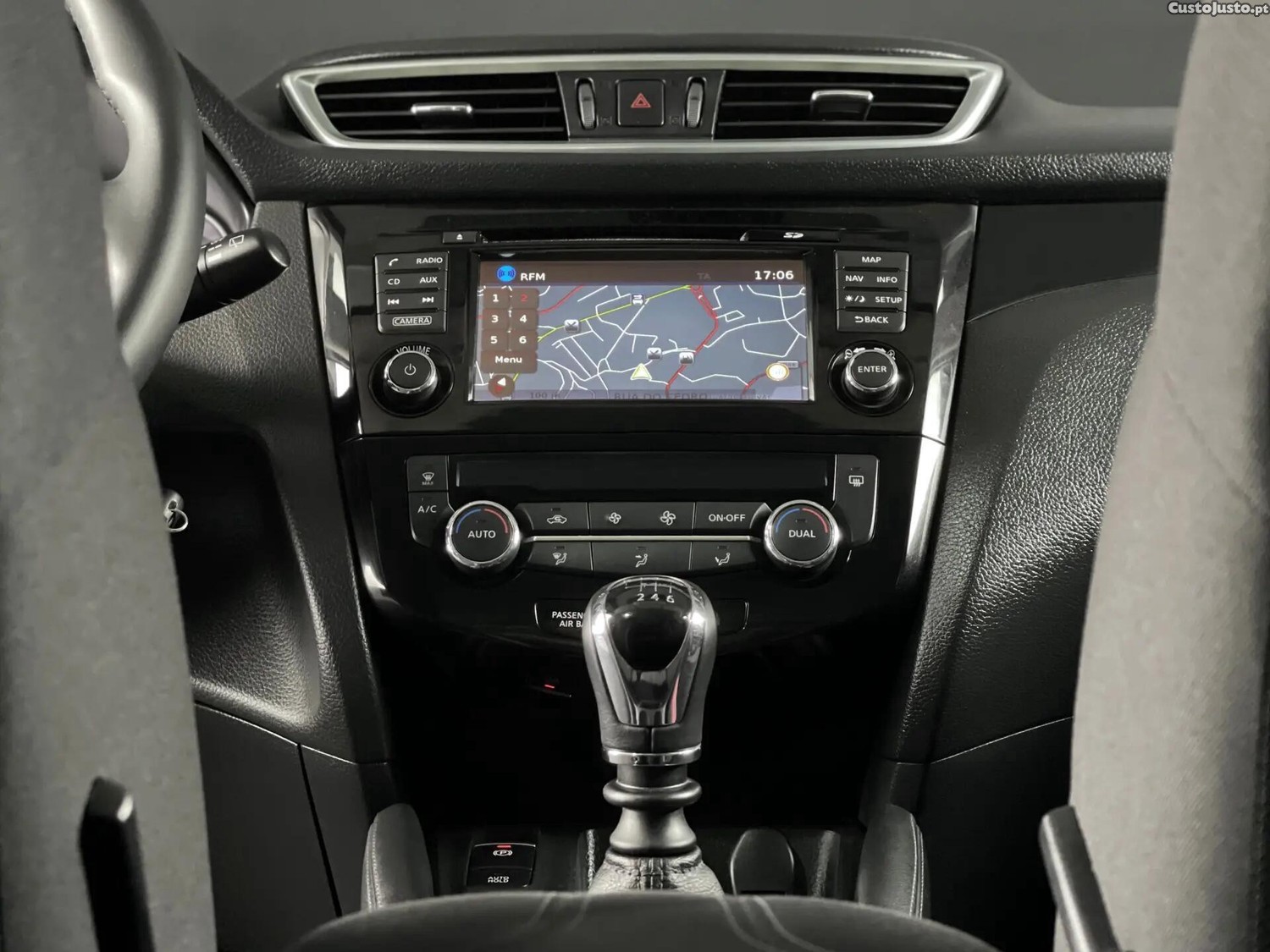 Nissan Qashqai 1.5 dCi N-Connecta — fotografia 4