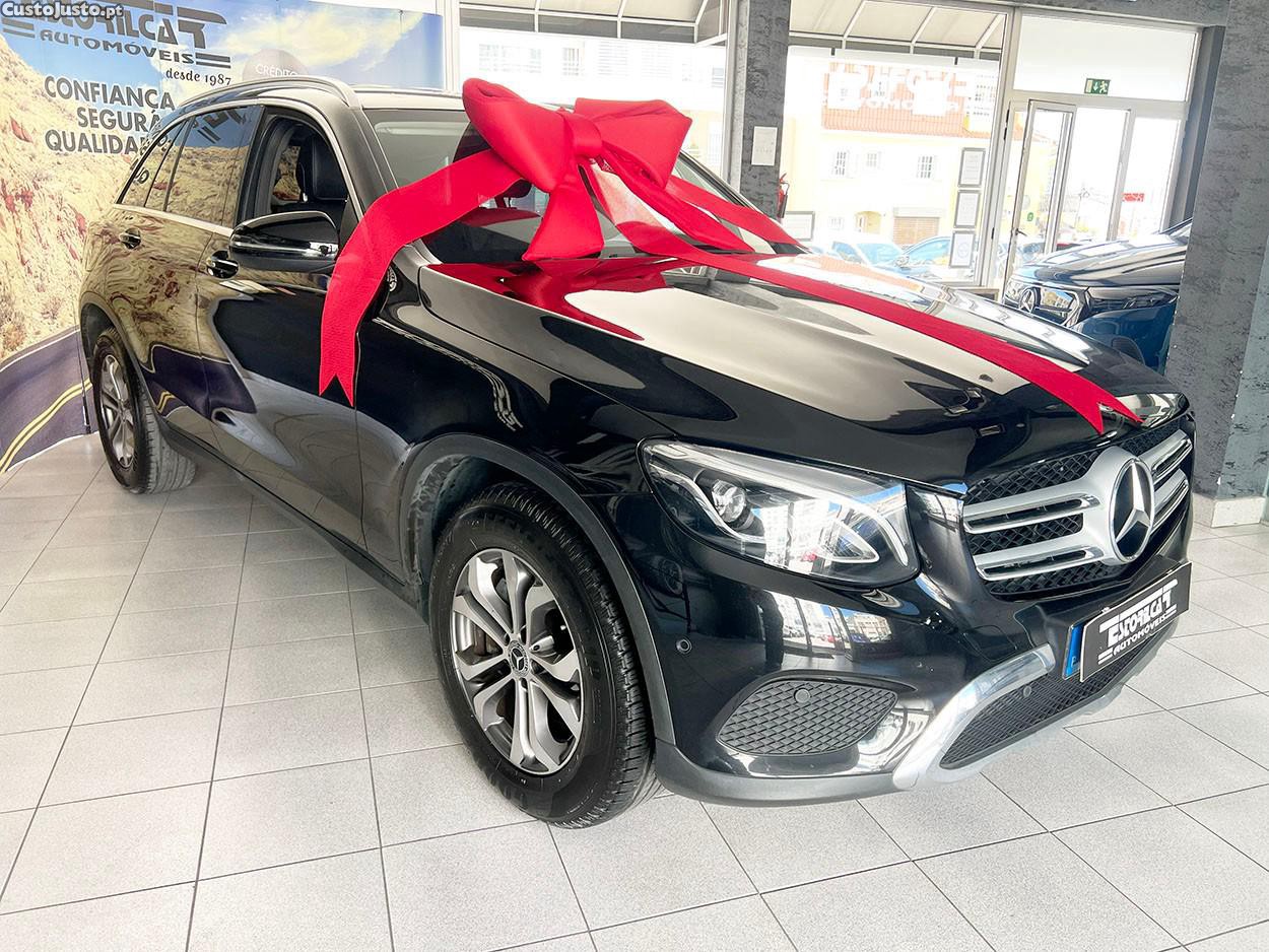 Mercedes-Benz GLC 220 d 4Matic Edition — fotografia 21