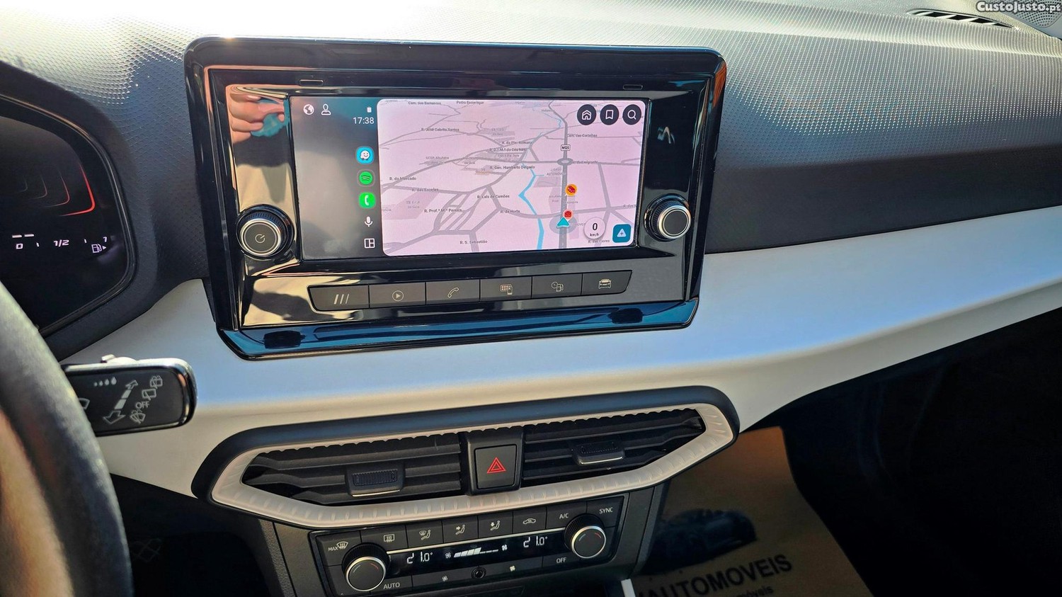 SEAT Arona 1.0 TSI Style DSG — fotografia 24