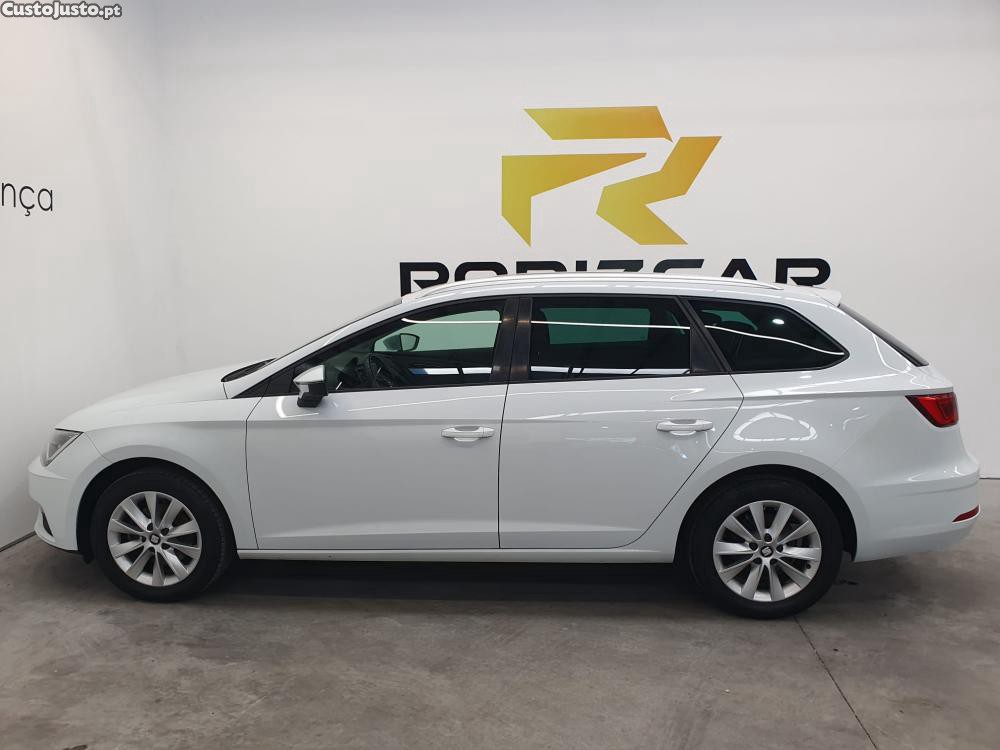 SEAT Leon 1.6 TDI Style S/S — fotografia 22