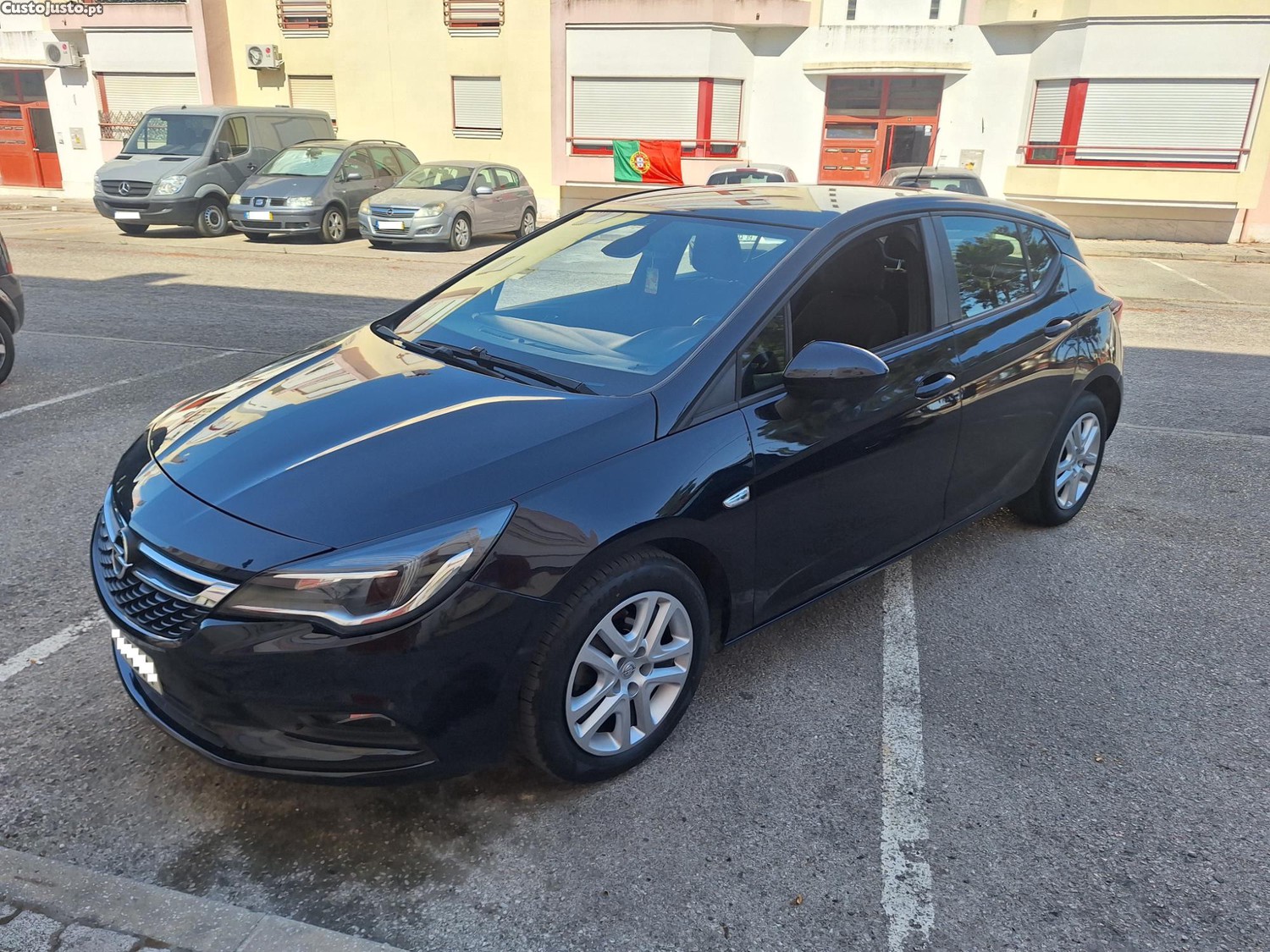 Opel Astra 1.6 CDTI Business — fotografia 10