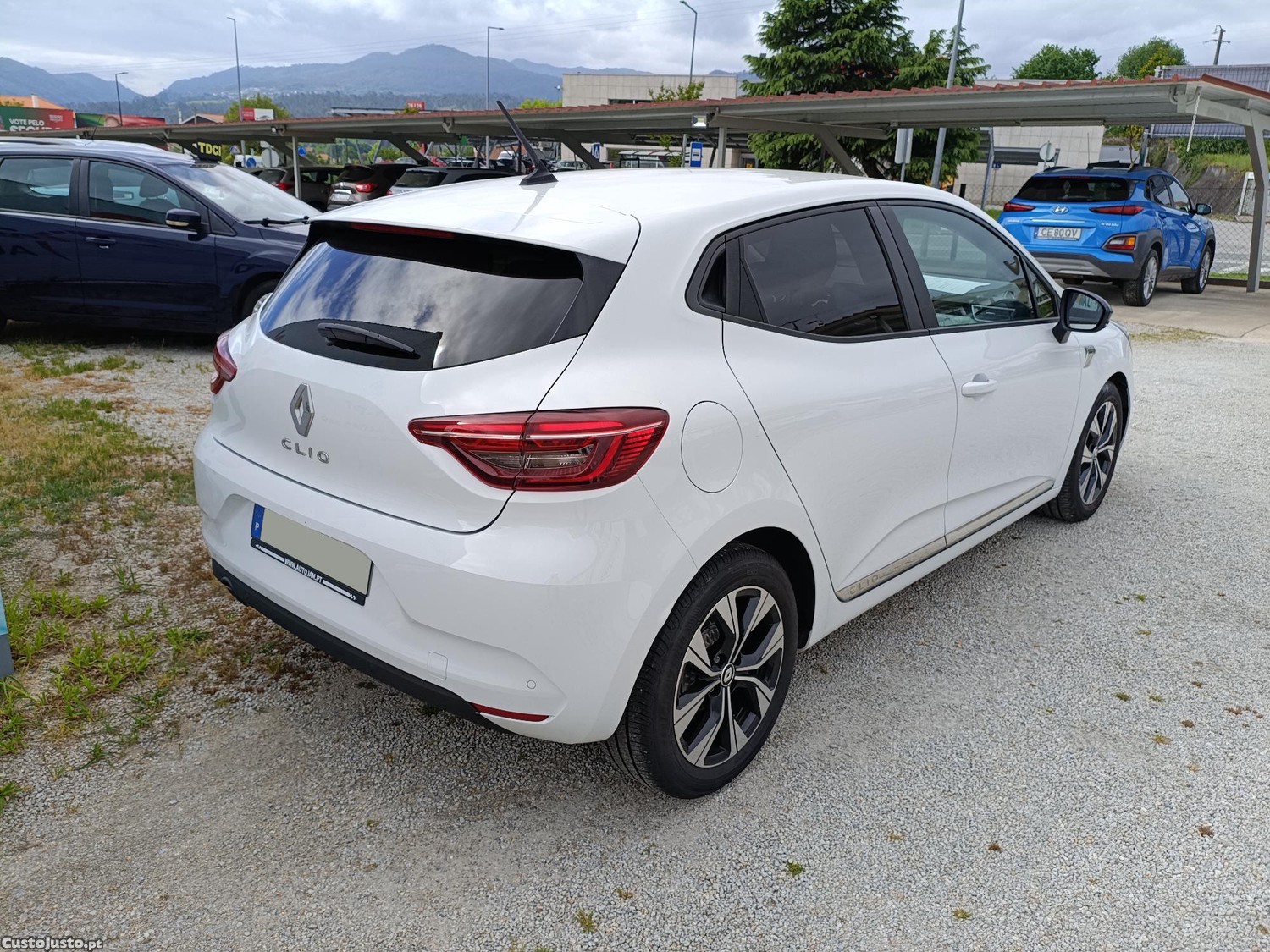 Renault Clio V 1.0 TCe 100cv Bi-Fuel Limited — photo 4