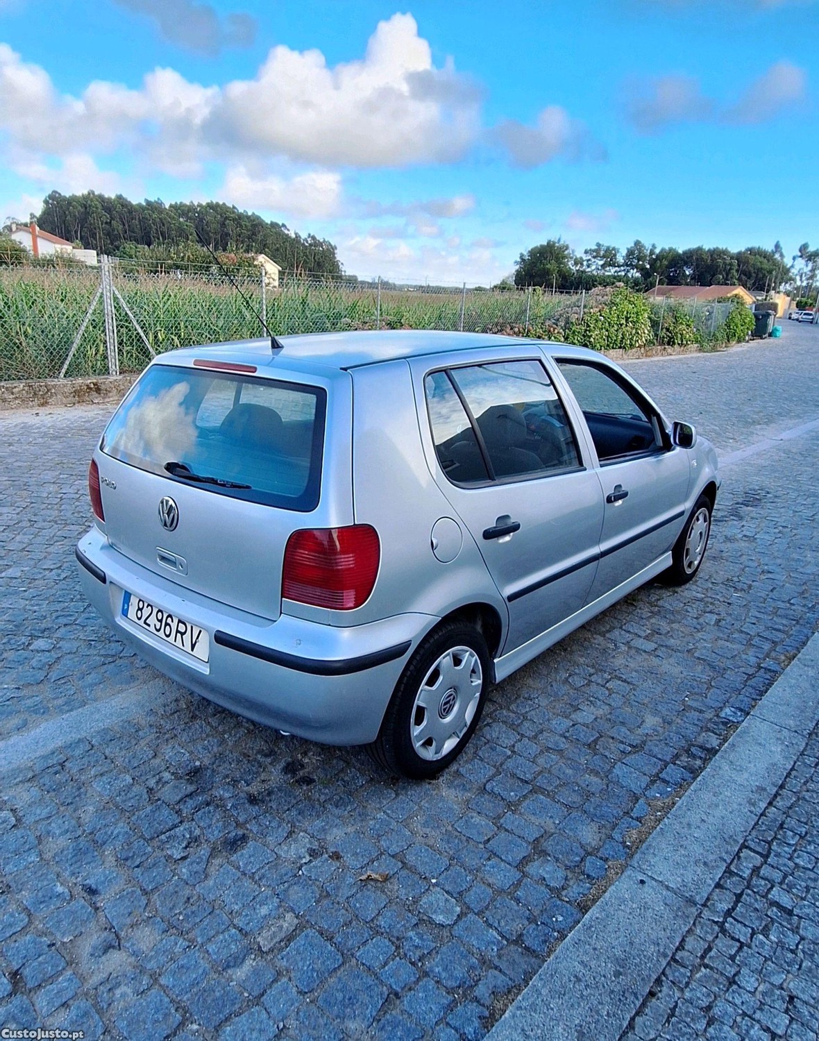 Volkswagen Polo 1.0 com teto panorâmico automático — fotografia 5