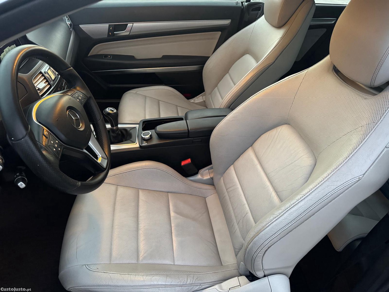 Mercedes-Benz E 220 Elegance Cabrio de 2015 — fotografia 3