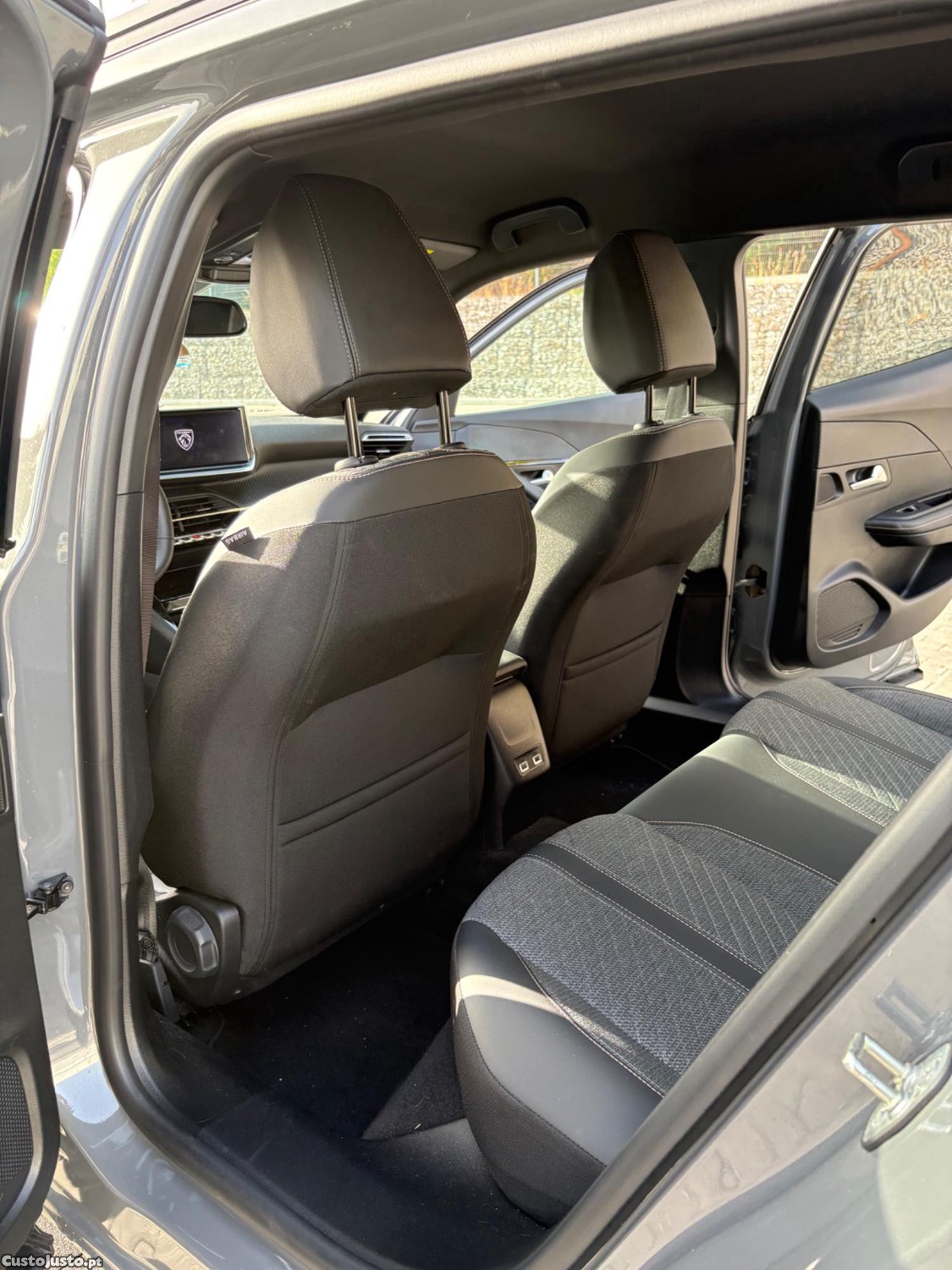 Peugeot 2008 ALLURE 1.2 PURETECH 100 CV CVM6 — fotografia 8