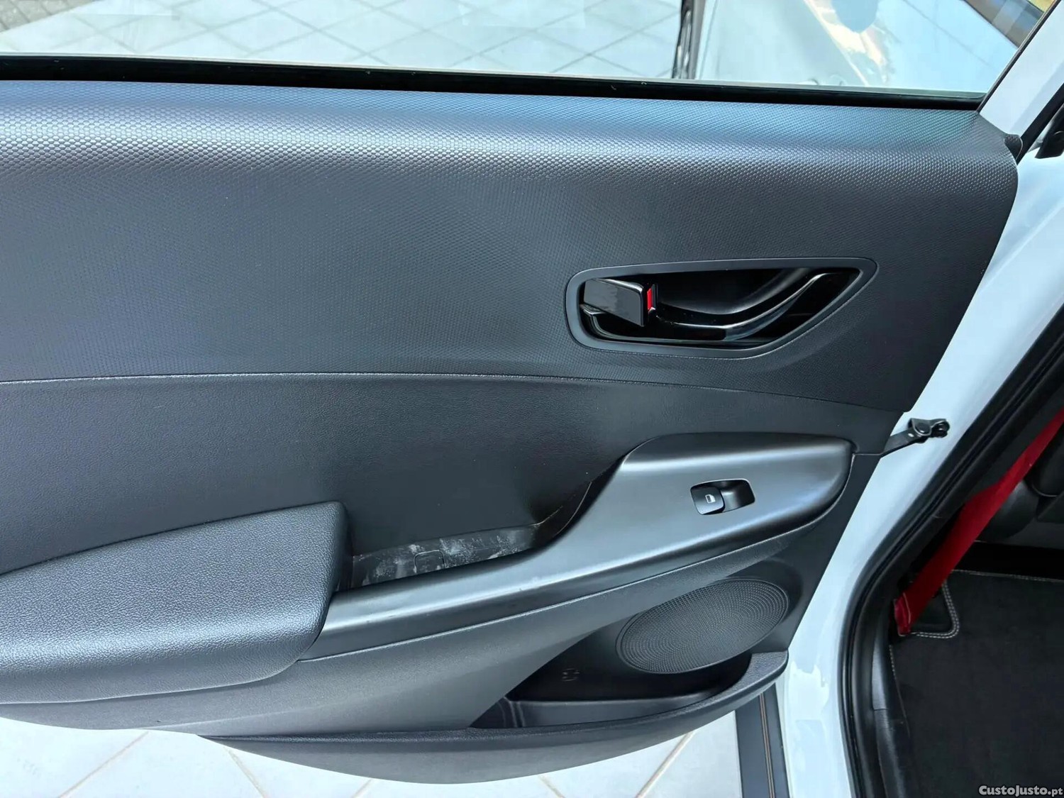 Hyundai Kauai 1.6 GDi HEV Premium — fotografia 7