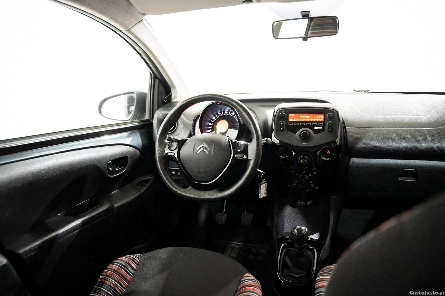 Citroën C1 1.0 VTi Feel — fotografia 13