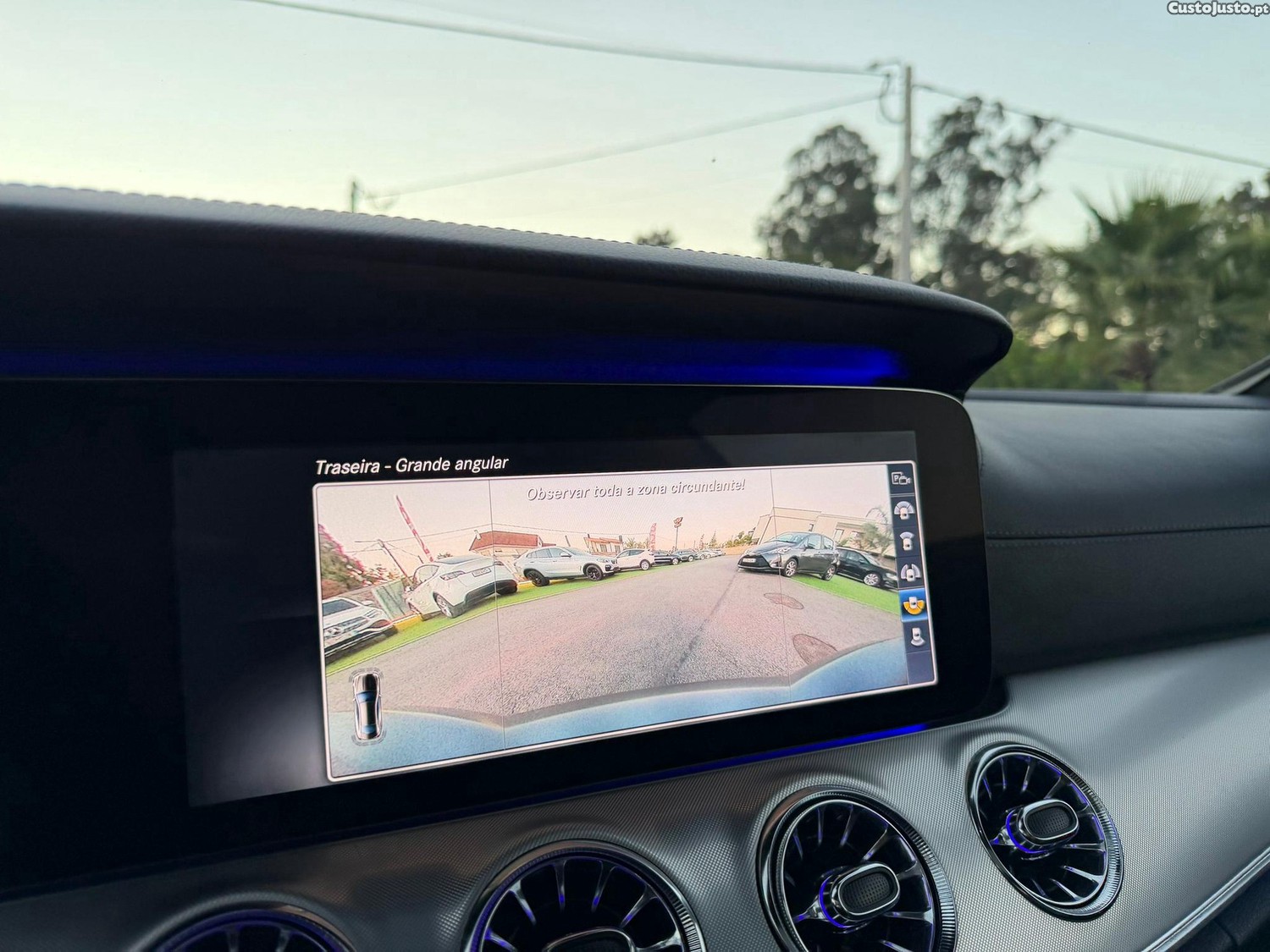 Mercedes-Benz E 220 d AMG Line — fotografia 4