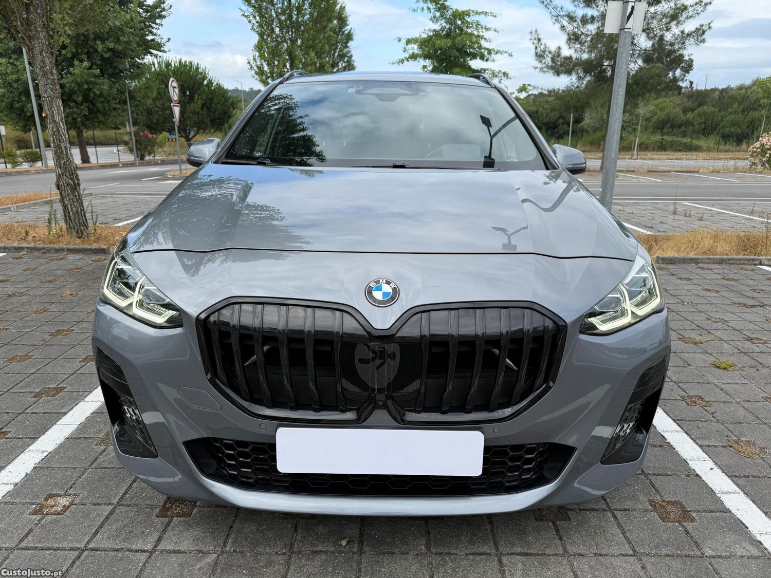BMW 218 Active Tourer d Pack Desportivo M Auto — fotografia 16