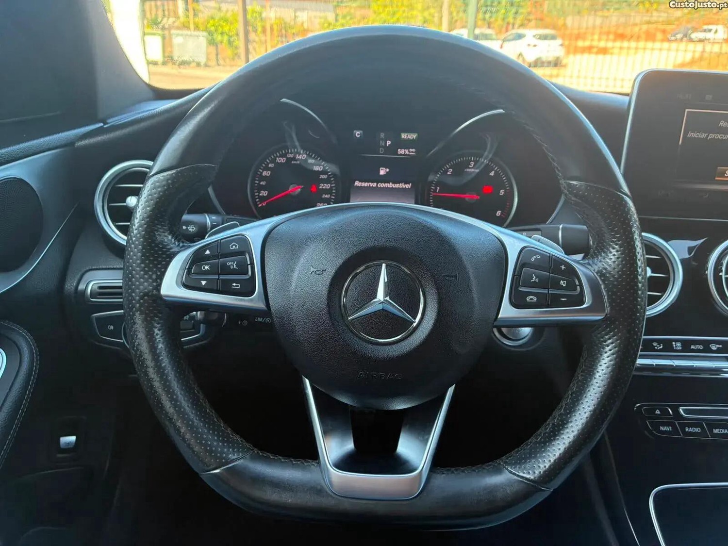 Mercedes-Benz C 300 DeHYBRID BLUE TEC AMG LINE — fotografia 17