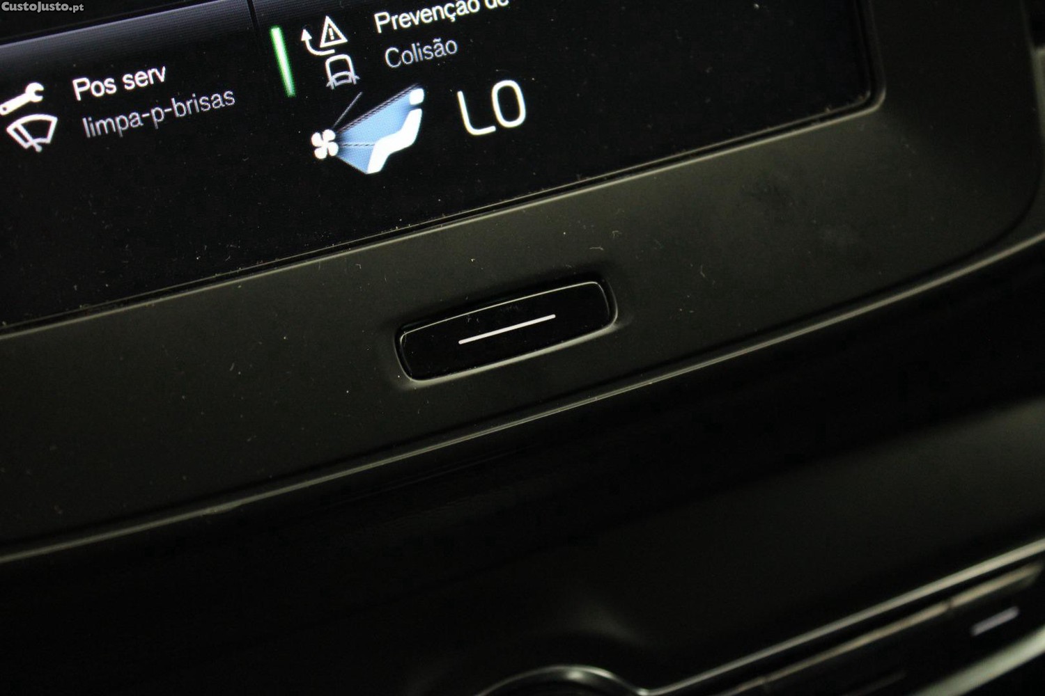 Volvo XC 40 1.5 T2 MOMENTUM CORE — fotografia 20