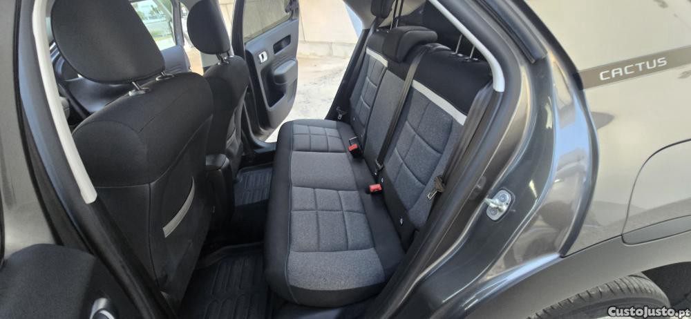 Citroën C4 1.5 BlueHDi Shine Pa — fotografia 3