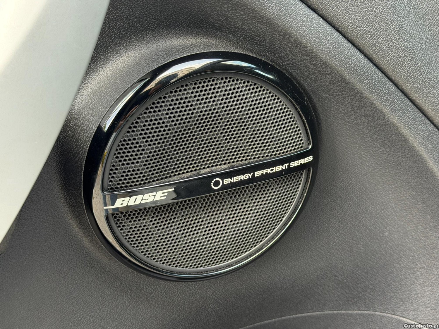 Renault Mégane 1.5 dCi 110cv BOSE Edition Nacional — fotografia 2