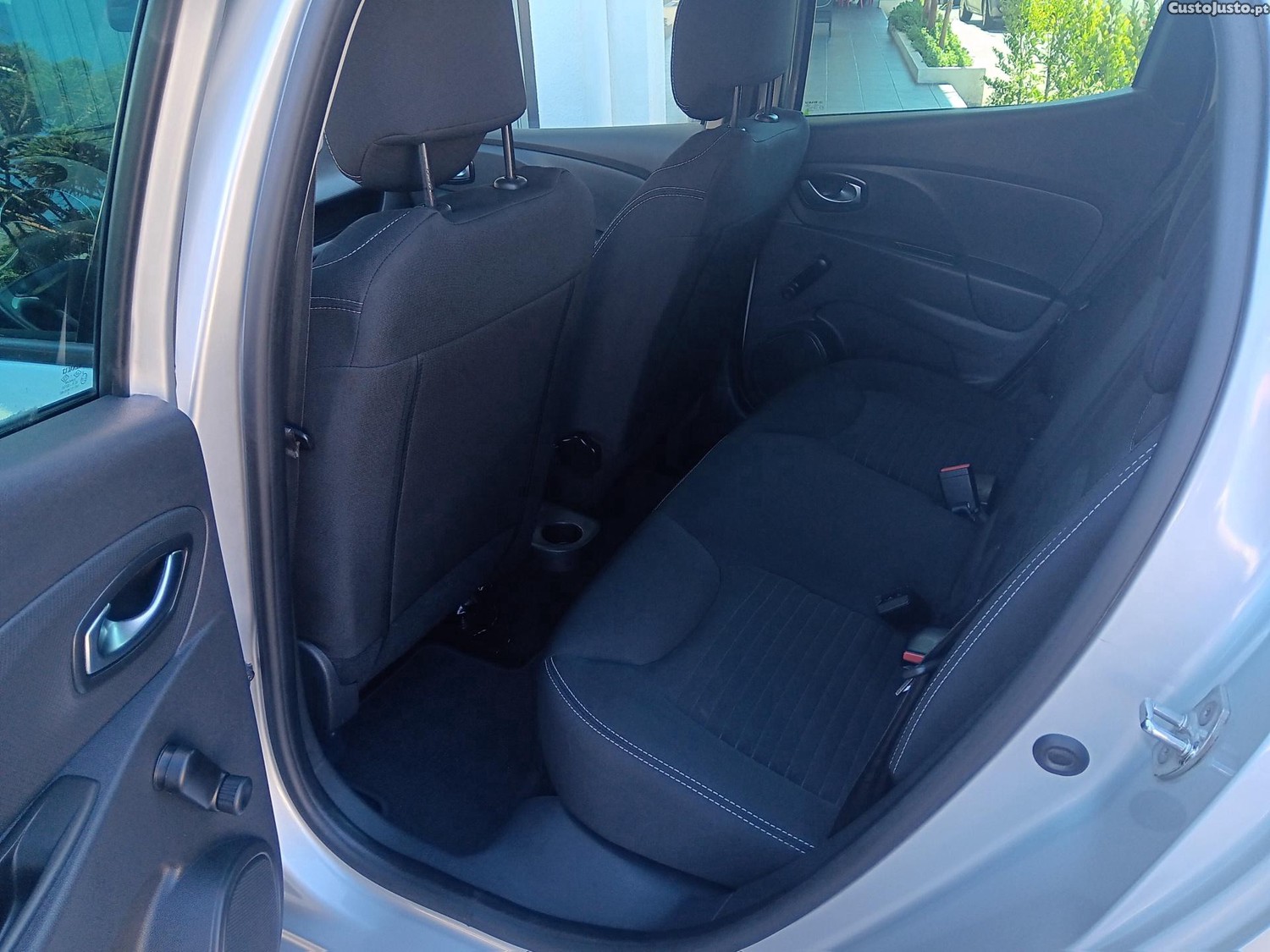Renault Clio Limited 1.5 DCi 90cv — fotografia 2