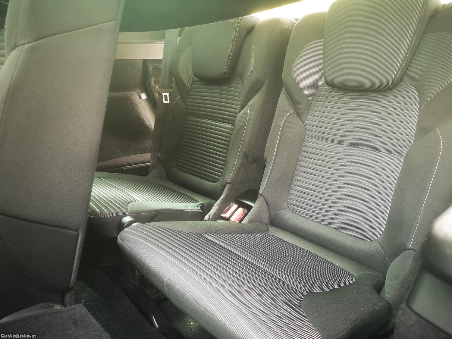 Renault Grand Scénic 1.6 DCI 130cv Intens - 7 lugares - Teto Panorâmico - C/ Garantia — fotografia 10