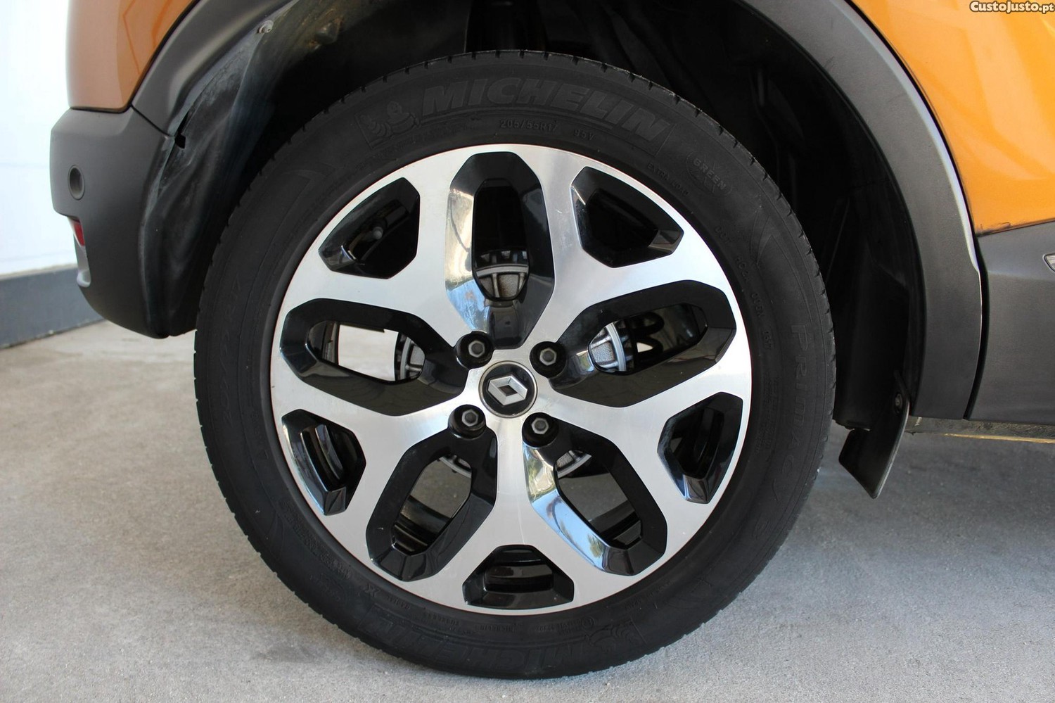 Renault Captur 0.9 TCe Exclusive XMOD — fotografia 14
