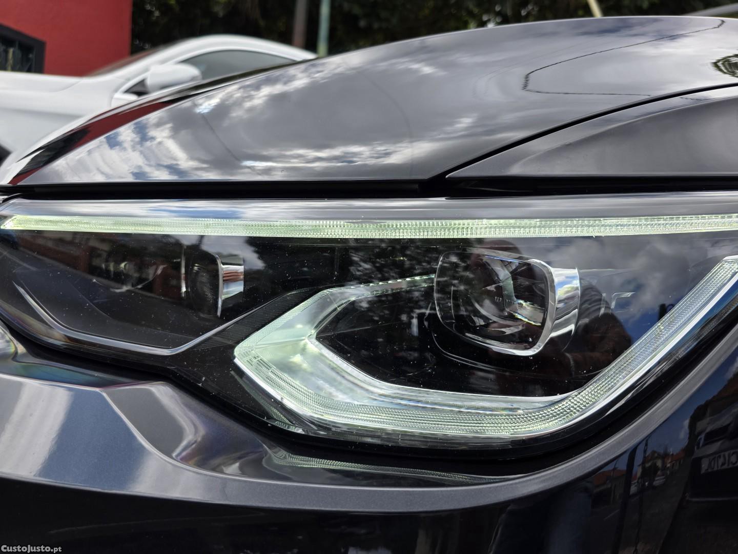 Volkswagen Golf 2.0 TSI R DSG — fotografia 4