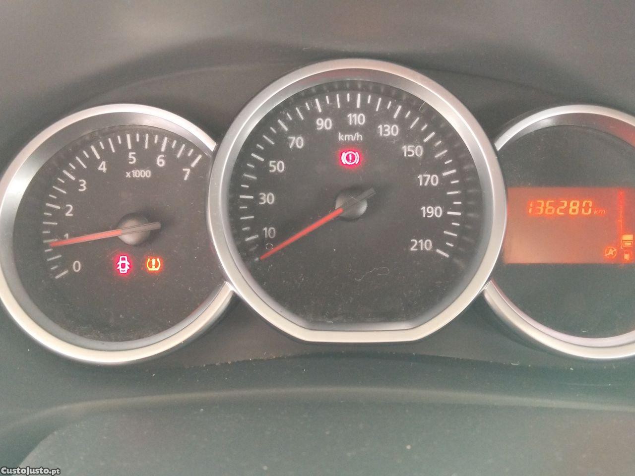 Dacia Sandero 1.0 SCe Comfort — fotografia 5