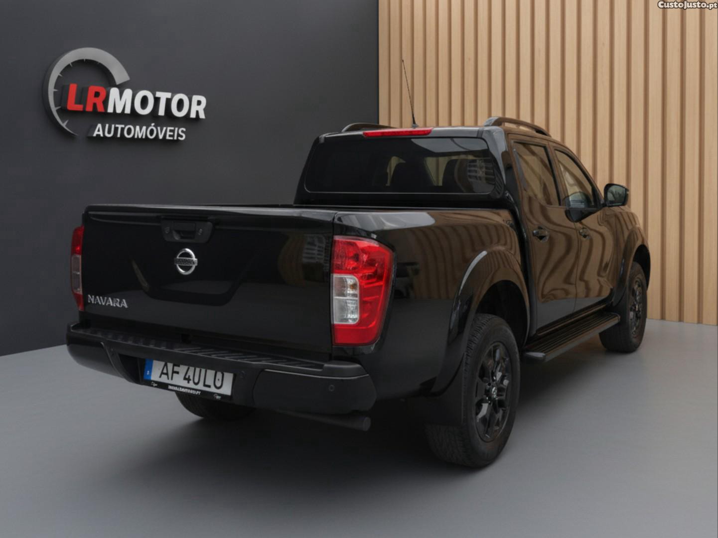 Nissan Navara 2.3 dCi CD 4WD N-Guard Auto — fotografia 7
