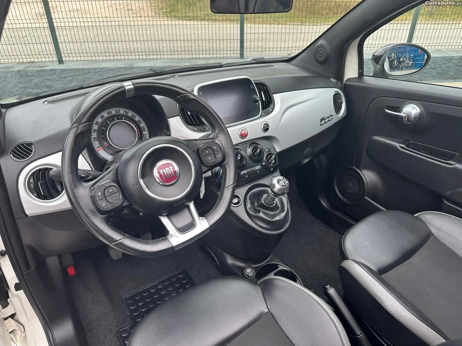 Fiat 500C 1.0 Hybrid Lounge — fotografia 17