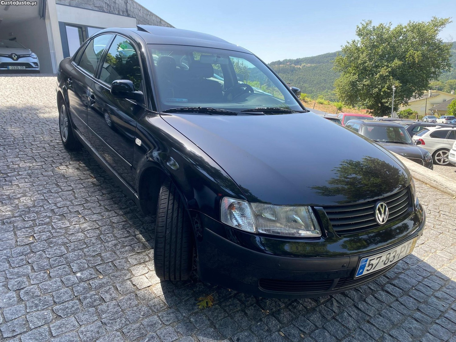 Volkswagen Passat 1.9 TDi Confortline Tip — fotografia 13
