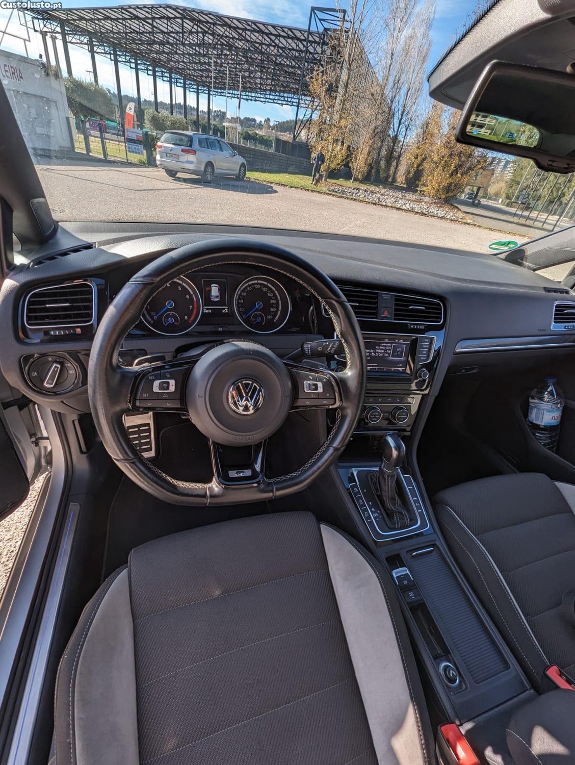 Volkswagen Golf R 2.0 — fotografia 5