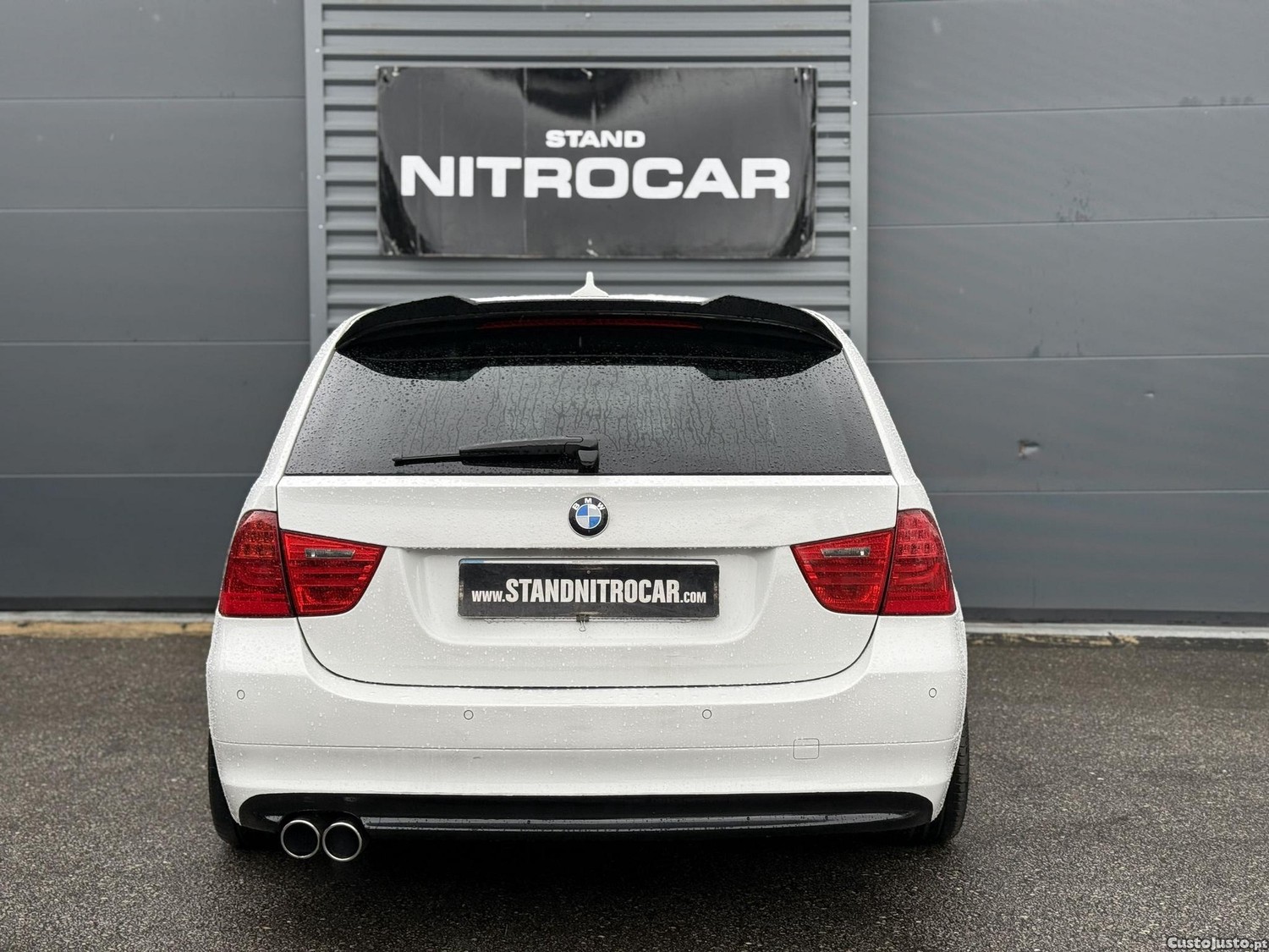 BMW 318 D TOURING C/ EXTRAS PACK M — fotografia 22